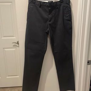 Banana Republic Aiden Chino dark gray 32x32